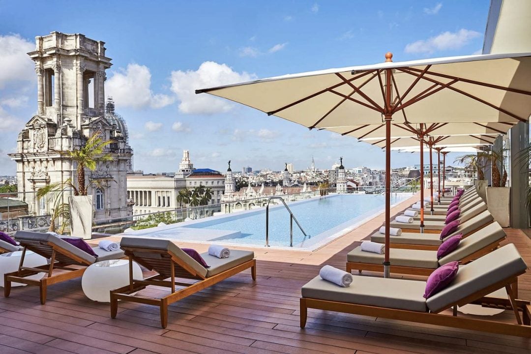City hotel